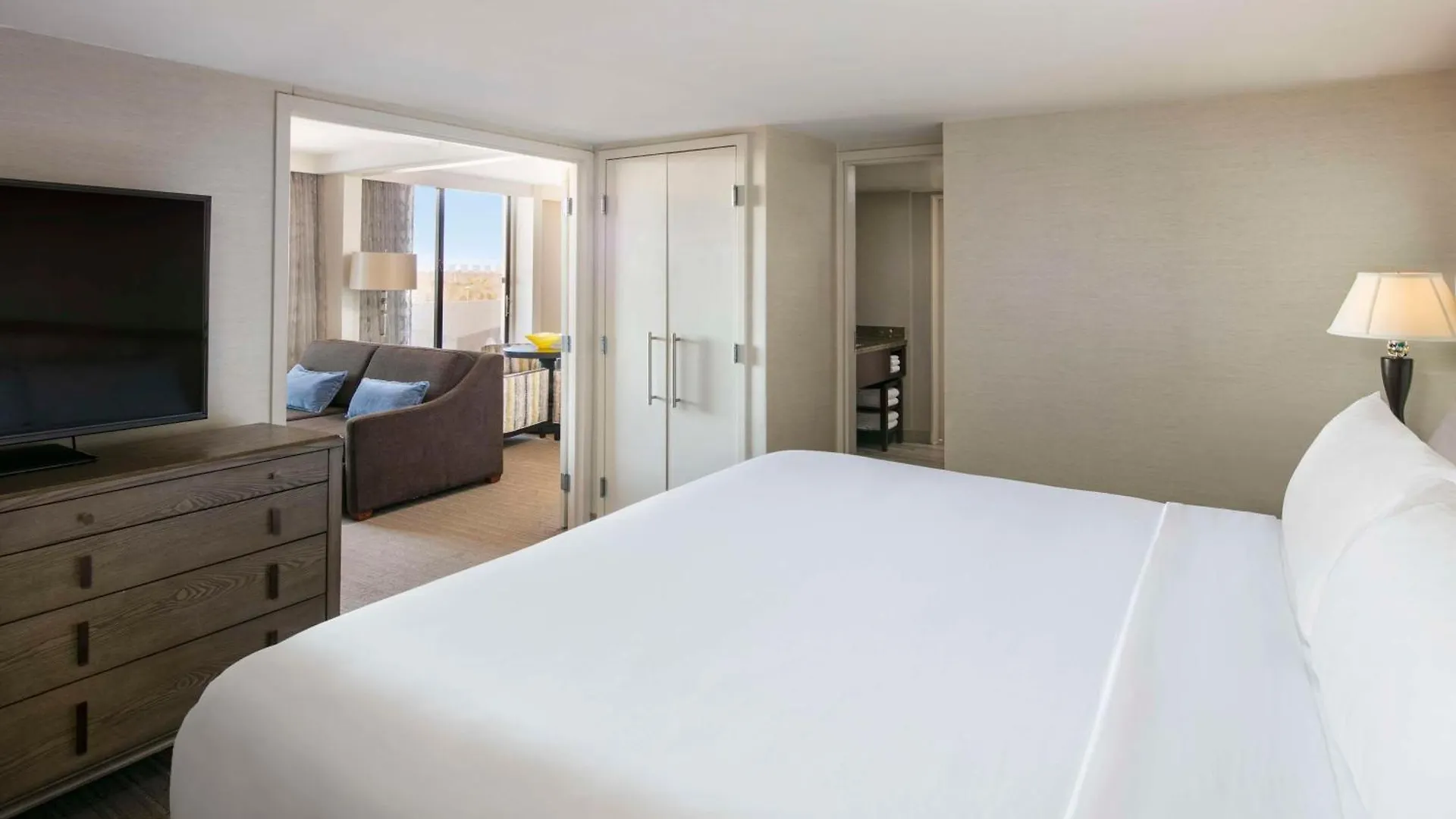 Sonesta Charlotte Lower South End