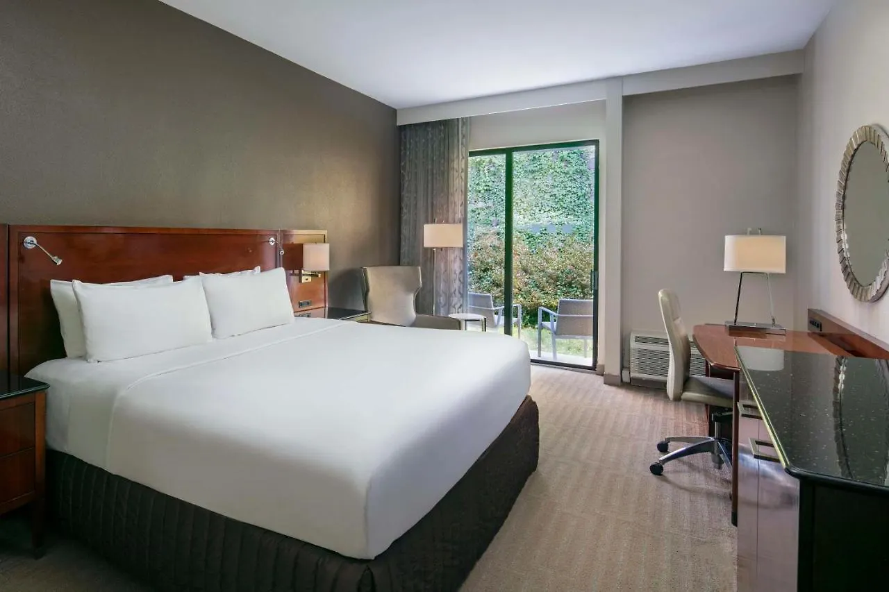 Sonesta Charlotte Lower South End Hotel